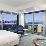 دبل تري باي هيلتون كوساداسي 4* كوشاداسيه