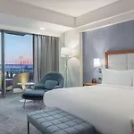 دبل تري باي هيلتون كوساداسي 4* كوشاداسيه