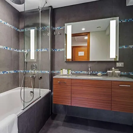 Doubletree By Hilton Hotel Kuşadası