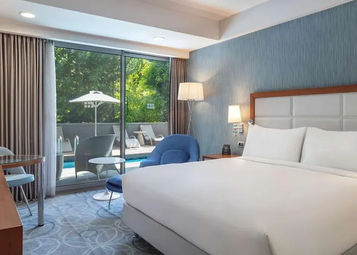 Hotel Doubletree By Hilton