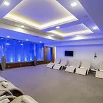 Doubletree By Hilton קוסדסי