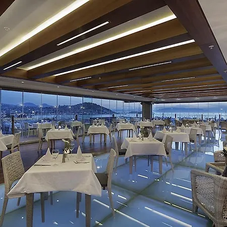 Doubletree By Hilton 4*