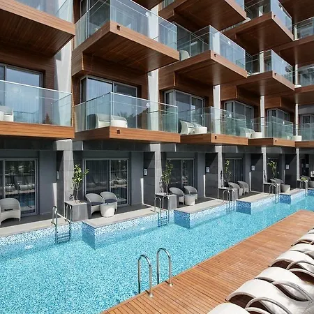 Doubletree By Hilton Kusadası
