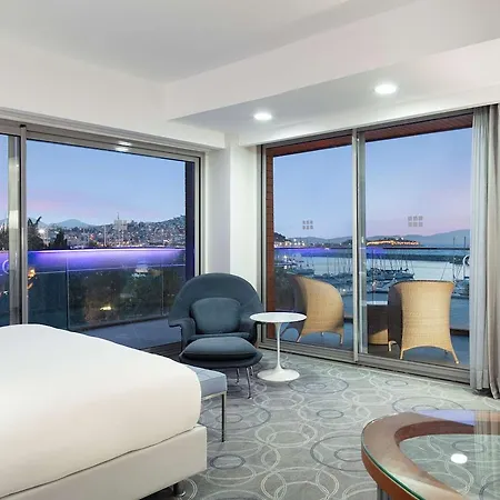 Doubletree By Hilton Hotel 4*