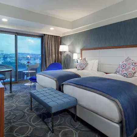 Doubletree By Hilton Hotell Kusadası