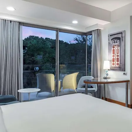Doubletree By Hilton Kusadası