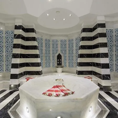 Doubletree By Hilton Otel Kuşadası