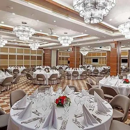 Doubletree By Hilton Kuşadası