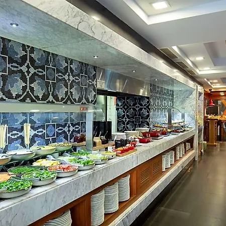 Doubletree By Hilton Otel Kuşadası