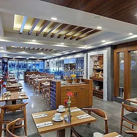 Doubletree By Hilton 4* Kuşadası