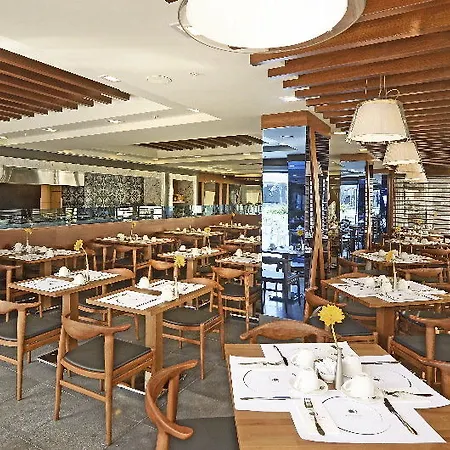 Doubletree By Hilton 4*