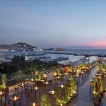 Ξενοδοχείο Doubletree By Hilton 4*
