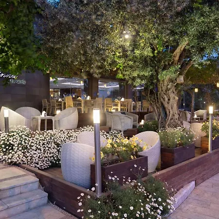 Doubletree By Hilton Hotel