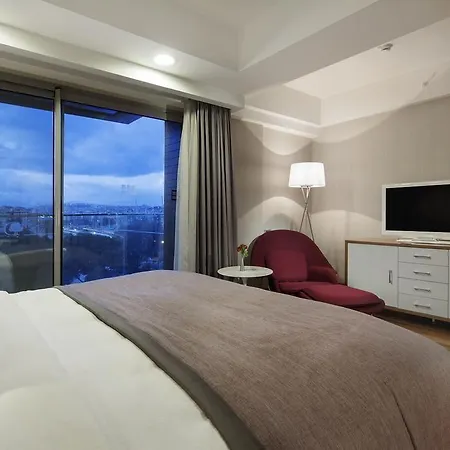 Doubletree By Hilton Kusadası